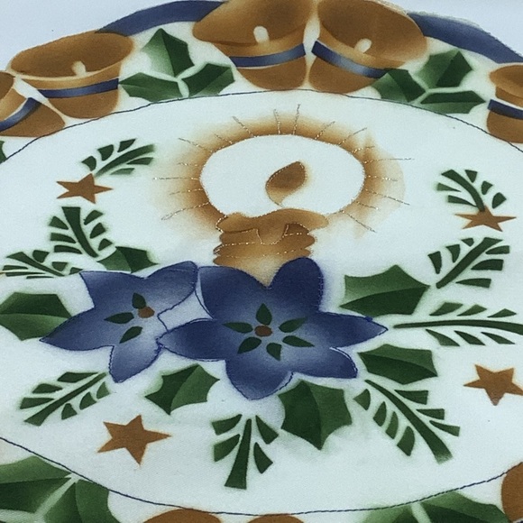 Two 14” Round Holiday Doily/Placemat/Dresser Scarf - Picture 4 of 16